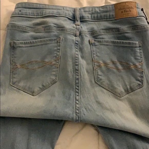 Super skinny distressed jeans - Picture 3 of 5